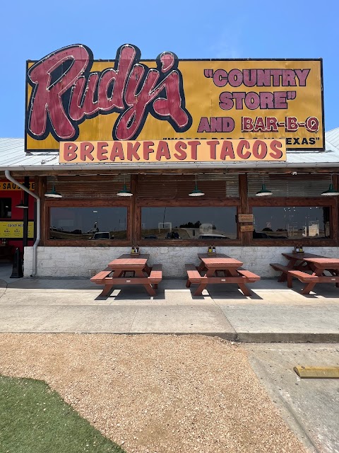Photo of Rudy's "Country Store" and Bar-B-Q