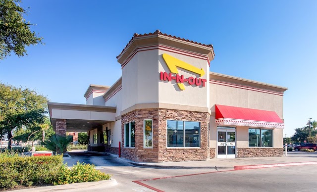 Photo of In-N-Out Burger in Tech Ridge Center