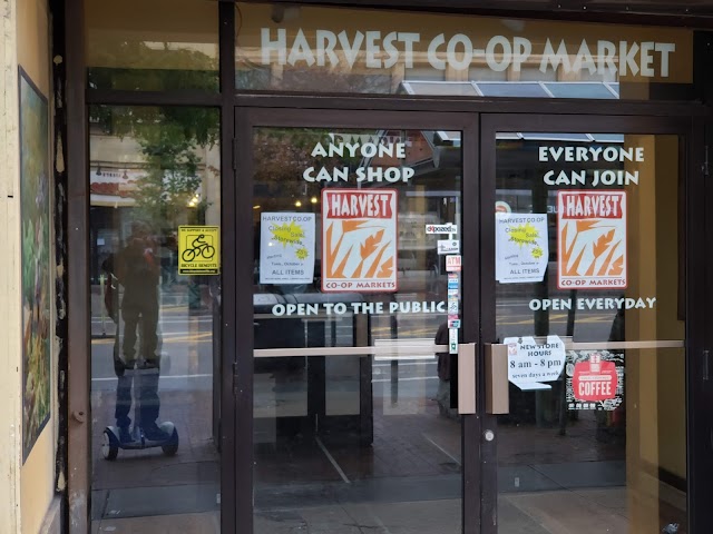 Photo of Harvest Co-Op Market in Cambridgeport