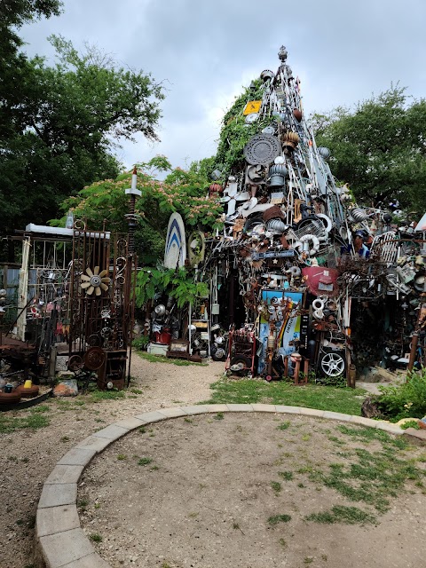 Photo of Cathedral of Junk in South Austin