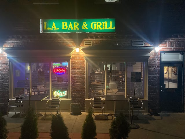 Photo of L.A. Bar & Grill in Columbia Heights